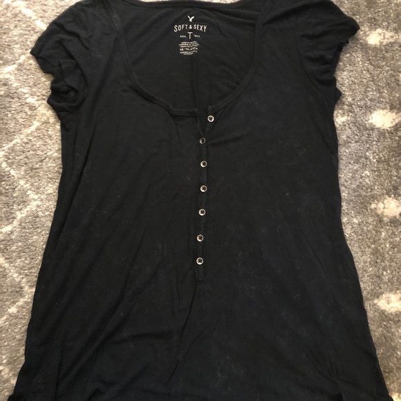 Bundle 3/$15 - AE Soft & Sexy Short Sleeve - Picture 3 of 5